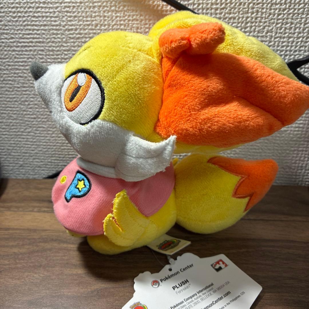 ポケセン WCS2025 アナハイム ぬいぐるみ　フォッコ