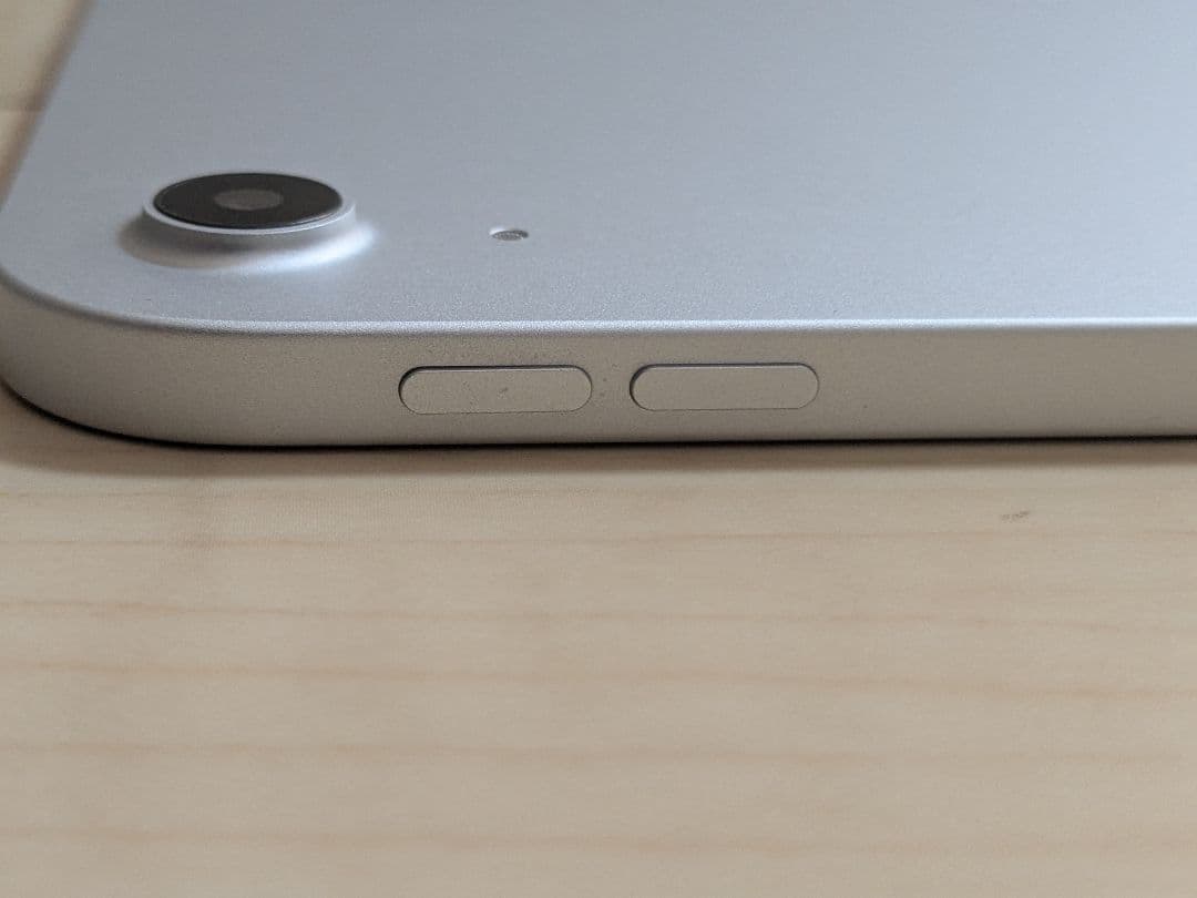 iPad 10.9インチ 第10世代 Wi-Fi 64GB シルバー