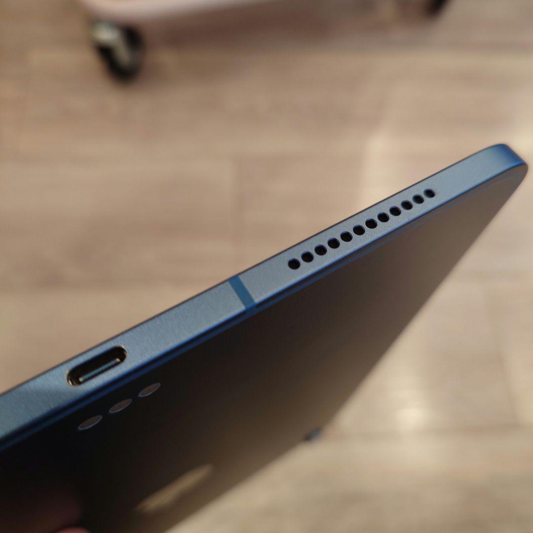 iPad Air第五世代ブルー64GB セルラー 美品純正ケース付き apple