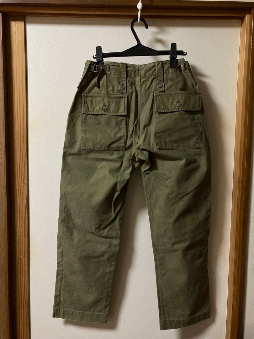 ハグオーワー クロス&クロス　ベイカーパンツ