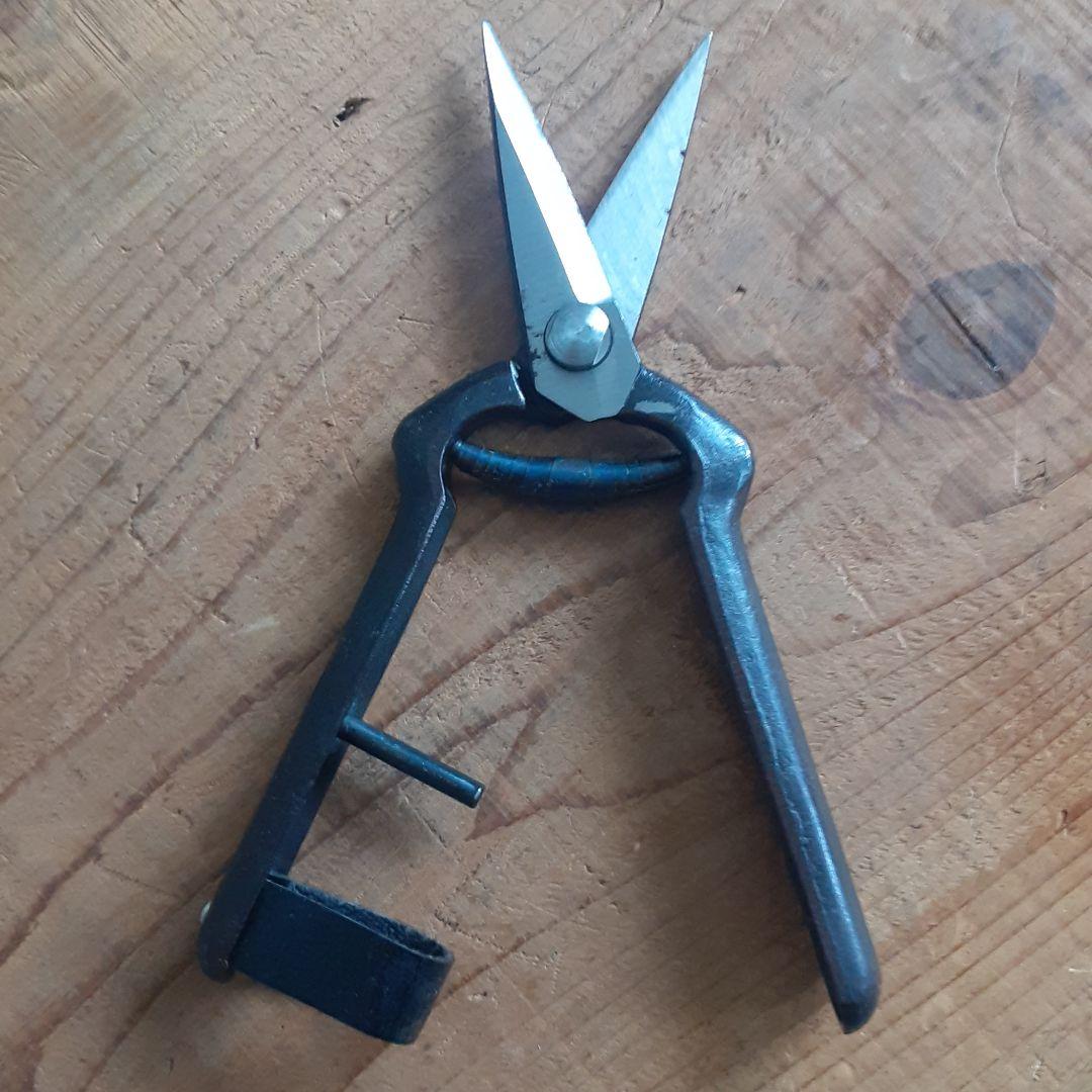 値下げ越後鍛冶職人手作り剪定型芽切り４本