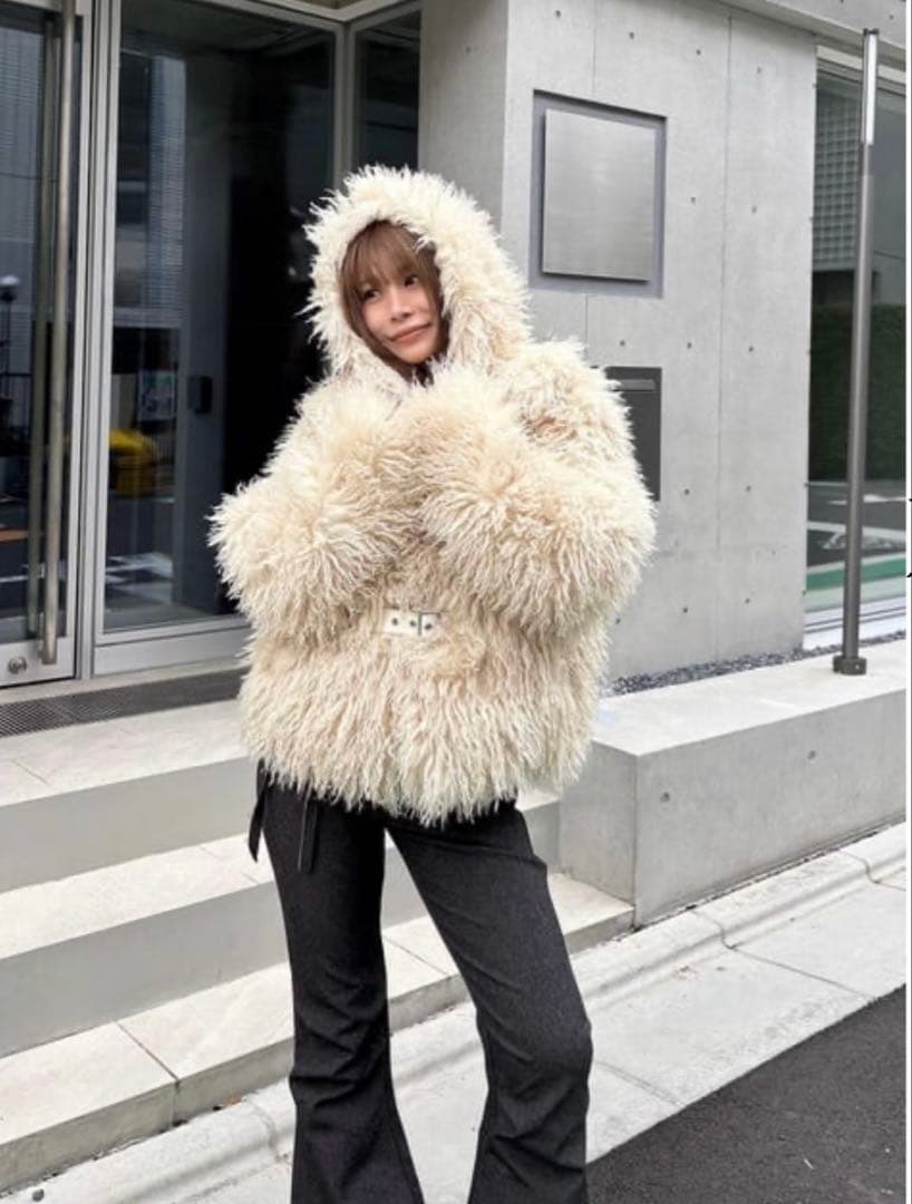 LAGUA GEM LONG FAUX FUR BELTED ジャケット
