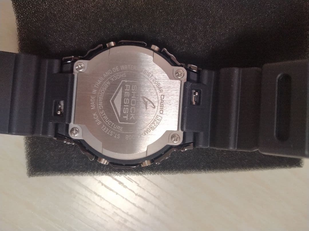 （76）【極美品】G-SHOCK GM-5600B ブラック　デジタル