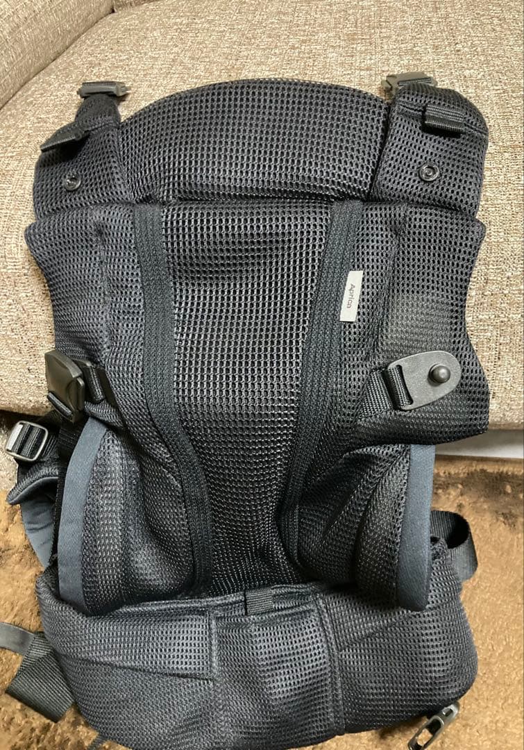 【美品】アプリカ　ラクリス　抱っこ紐