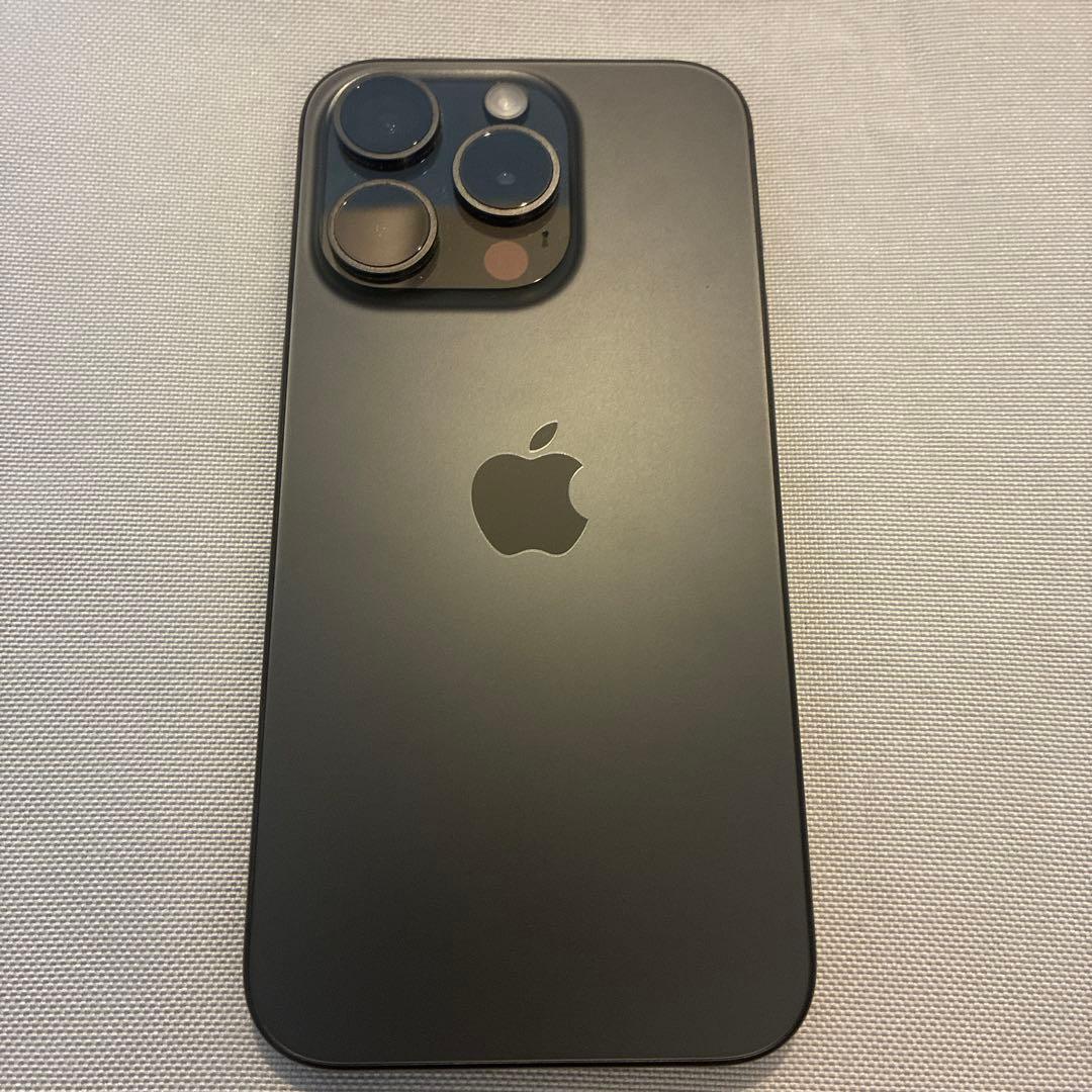 Apple iPhone 15 Pro 128GB【美品】