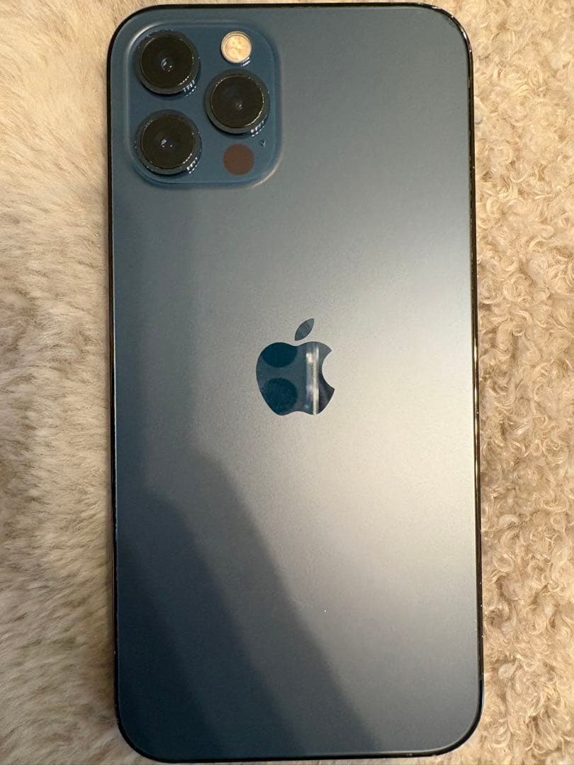 Apple iPhone 12pro 本体