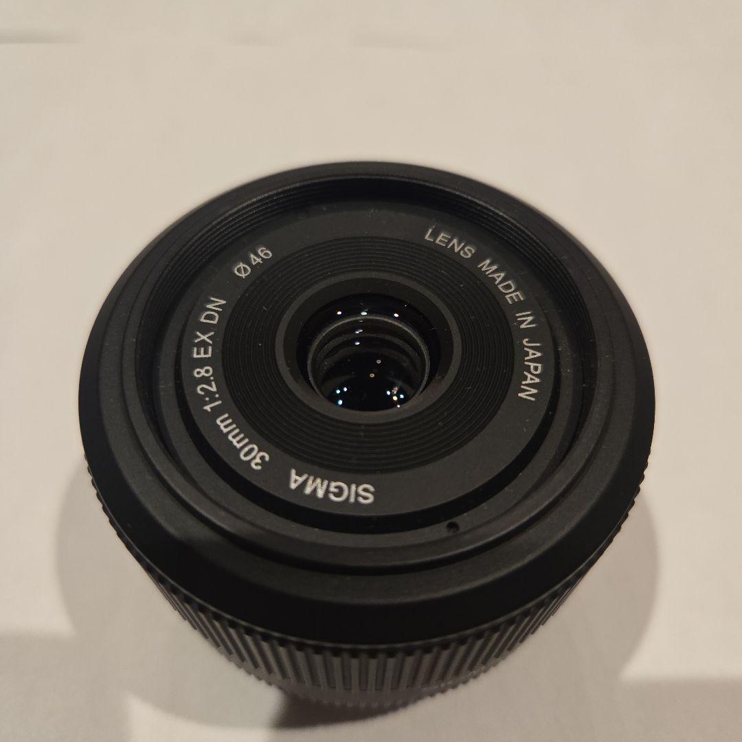 SIGMA 30mm F2.8 EX DN レンズ
