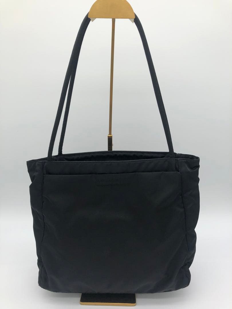 PRADAプラダナイロントートバッグ