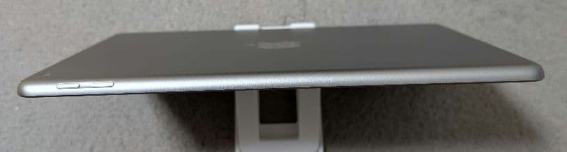 iPad第6世代 32GB シルバー Wi-Fiモデル