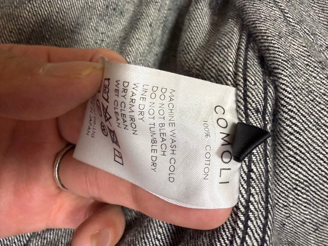 COMOLI ブラックデニムジャケット　1stタイプ　サイズ1 着画あり