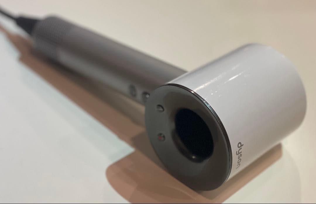 Dyson Supersonic ヘアドライヤー ホワイト 美品