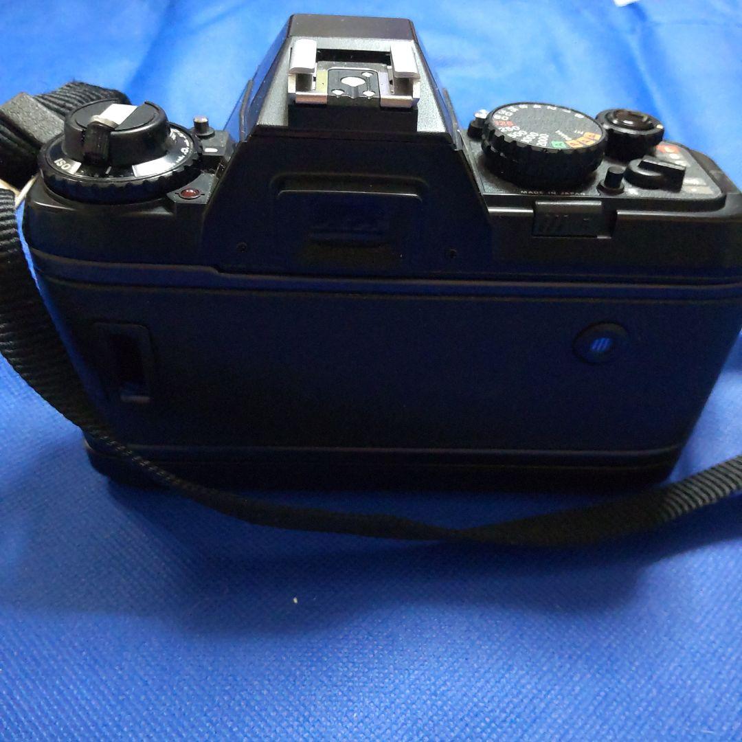 ニコン F-501 一眼レフフィルムカメラ 他 スピードライト、ズームレンズ付き