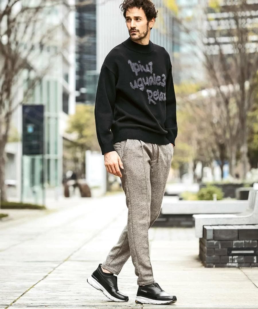 美品 ウノピゥウノウグァーレトレリラックス クラシックスラックス