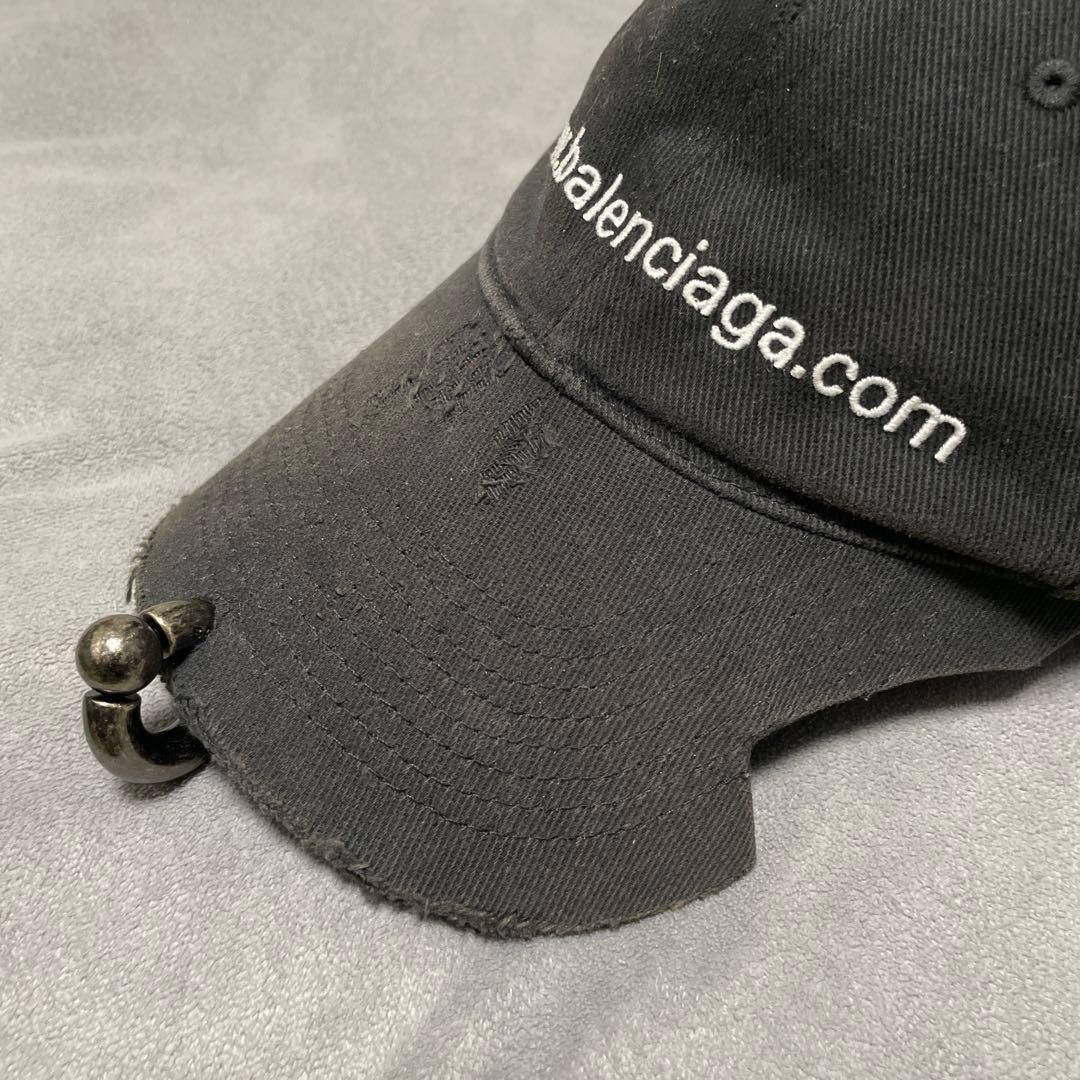 BALENCIAGA ピアス キャップ 23AW