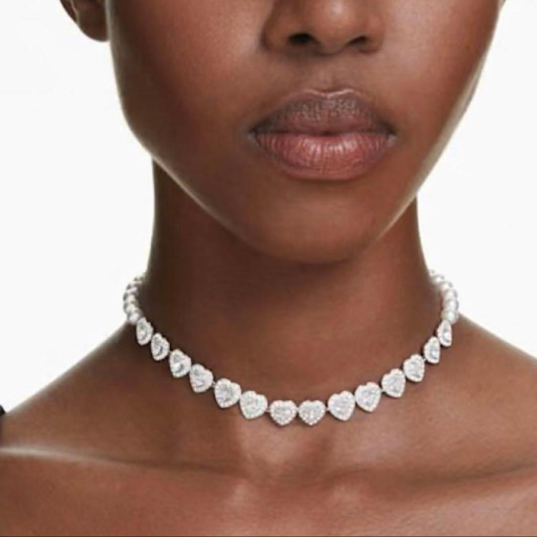 スワロフスキー アリアナ・グランデ ハート チョーカーネックレス