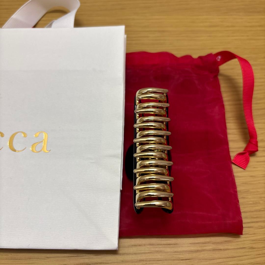 ACCA ブラック ヘアクリップ