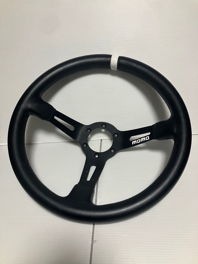momo fullspeed 328D ステアリング