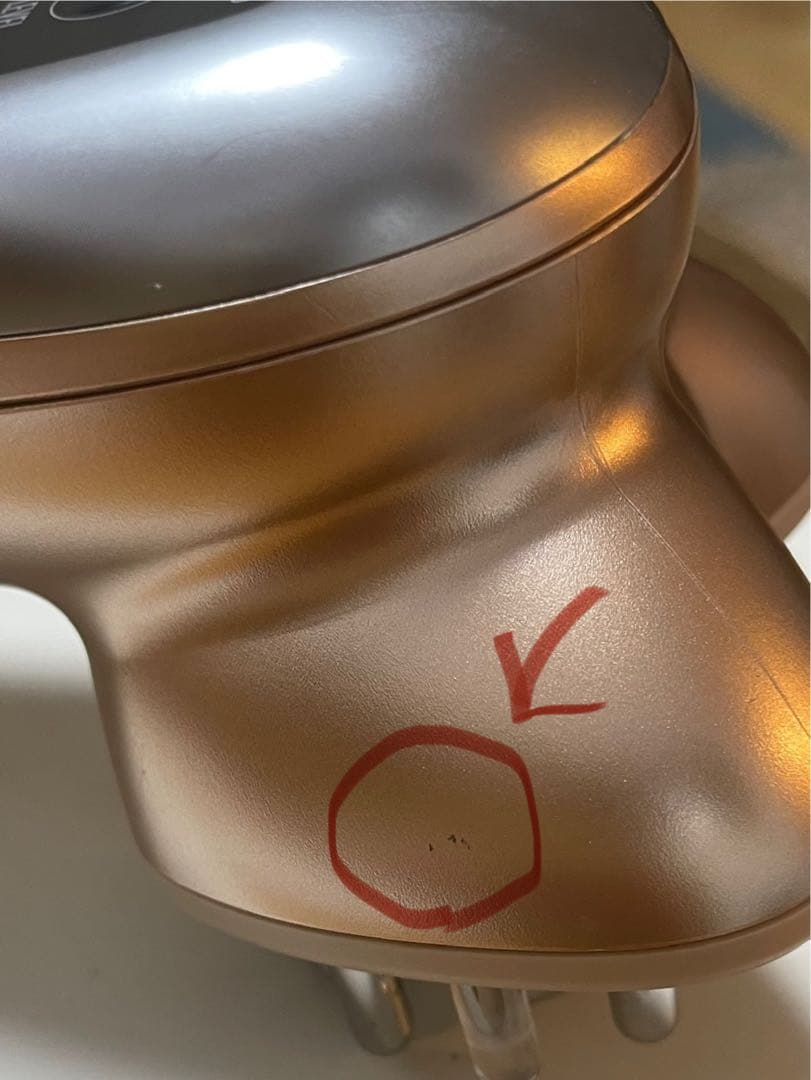 direia ZERU 美顔器 本体と付属品