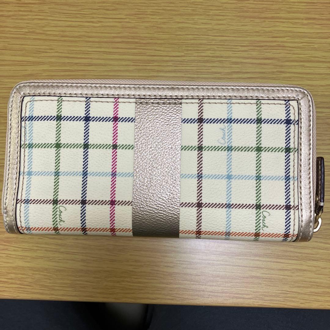 土日限定価格！レア♡COACH☆ホースアンドキャリッジラウンドファスナー長財布