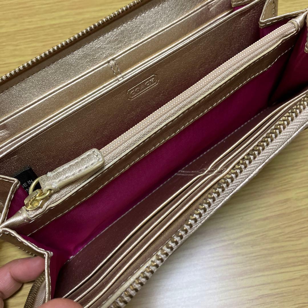 土日限定価格！レア♡COACH☆ホースアンドキャリッジラウンドファスナー長財布