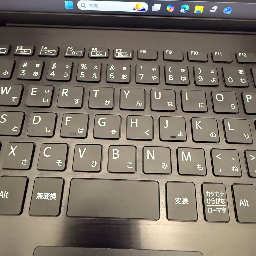 【VAIO】軽量ノートパソコン i5 第8世代 SONY SSD 8GB