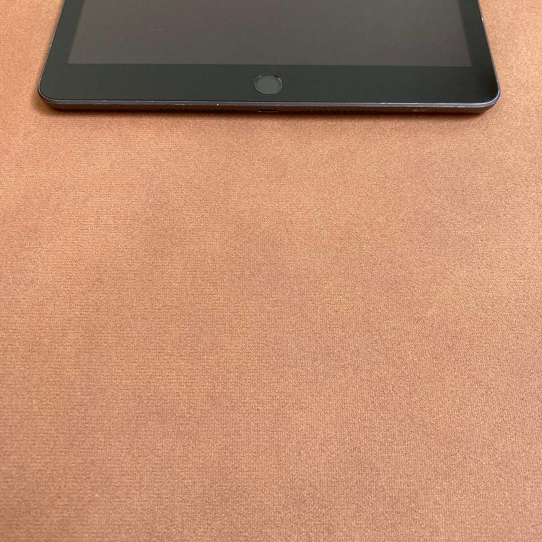 3465【早い者勝ち】電池良好☆iPad7 第7世代 32GB WIFIモデル☆