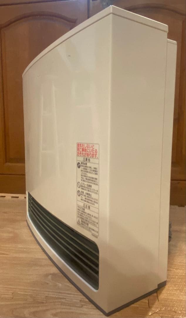 22年製ノーリツガスファンヒーターGFH-4006S-W5 プロパン