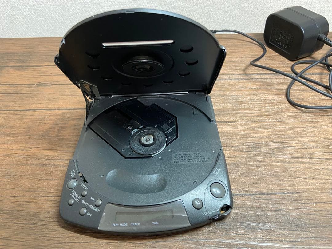 Panasonic PORTABLE CD PLAYER SL-S700ジャンク
