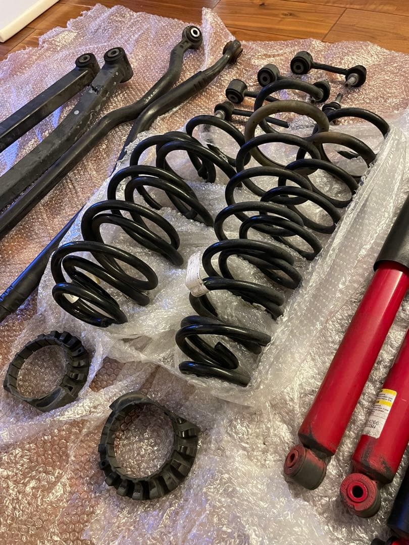 JEEP JLラングラー ルビコン 純正サスペンション ジープ カスタム