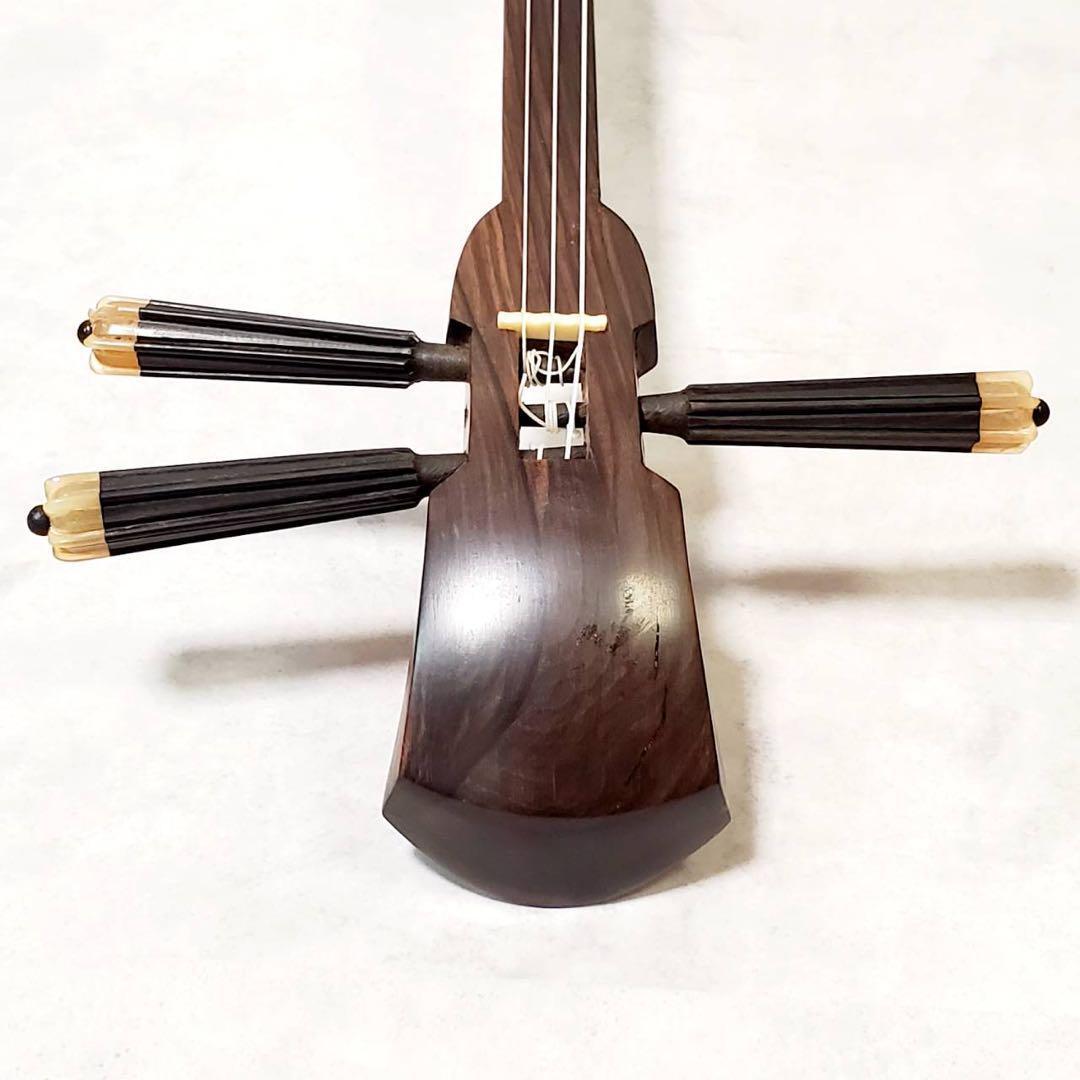 【演奏確認済】沖縄三線 本蛇皮張り ハードケース付き 和楽器 三味線 弦楽器