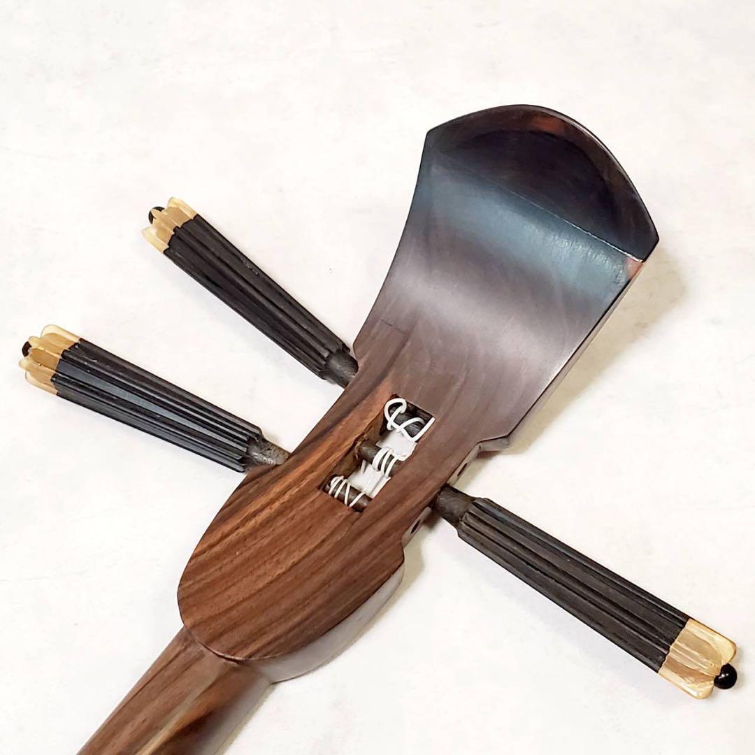 【演奏確認済】沖縄三線 本蛇皮張り ハードケース付き 和楽器 三味線 弦楽器