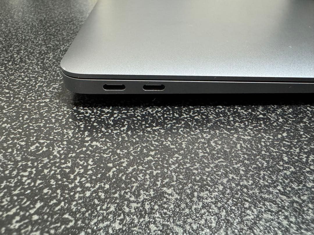 MacBook本体 MacBook Air (13-inch, M1, 2020)