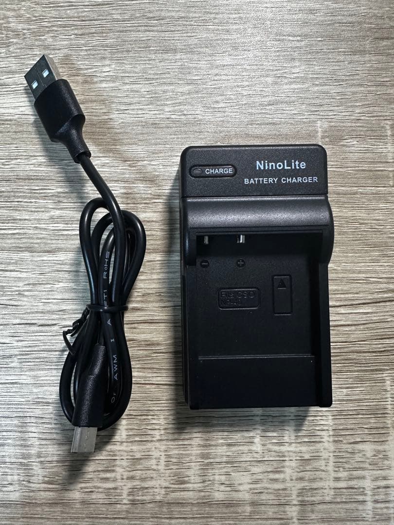 美品　Casio EXFILM EX-Z200 付属品完備　バッテリー2つ