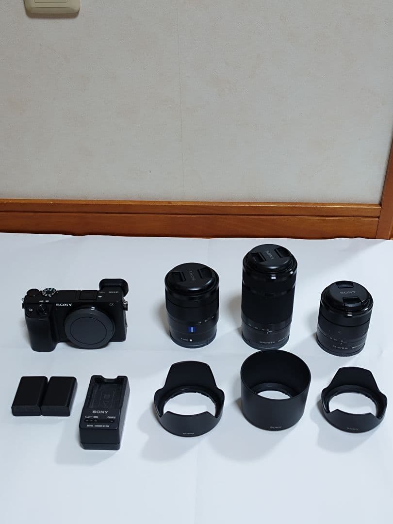 Sony α6400 ミラーレスカメラ レンズ3本付き