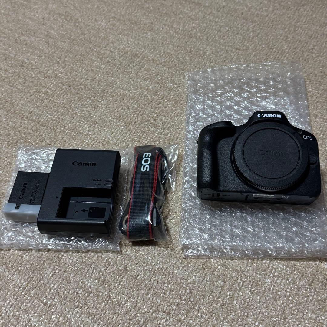 Canon EOS R100 ボディ本体・付属品のみ