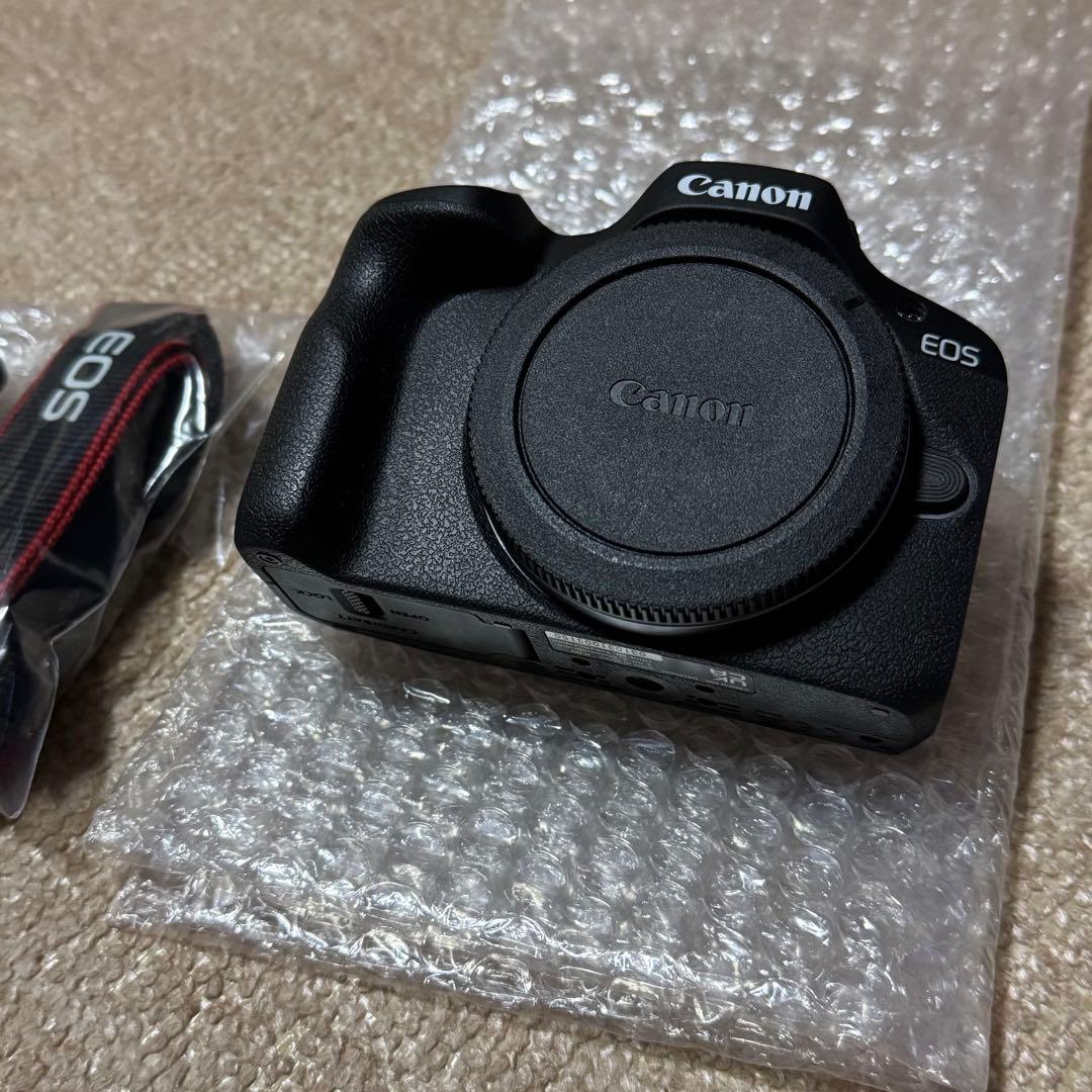 Canon EOS R100 ボディ本体・付属品のみ