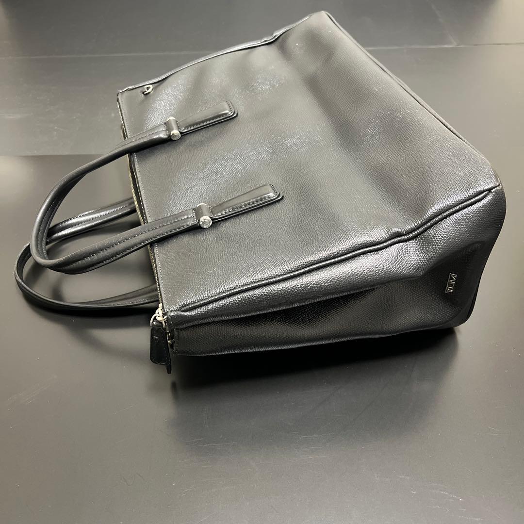 M*e様 TUMI ブラック トートバッグ