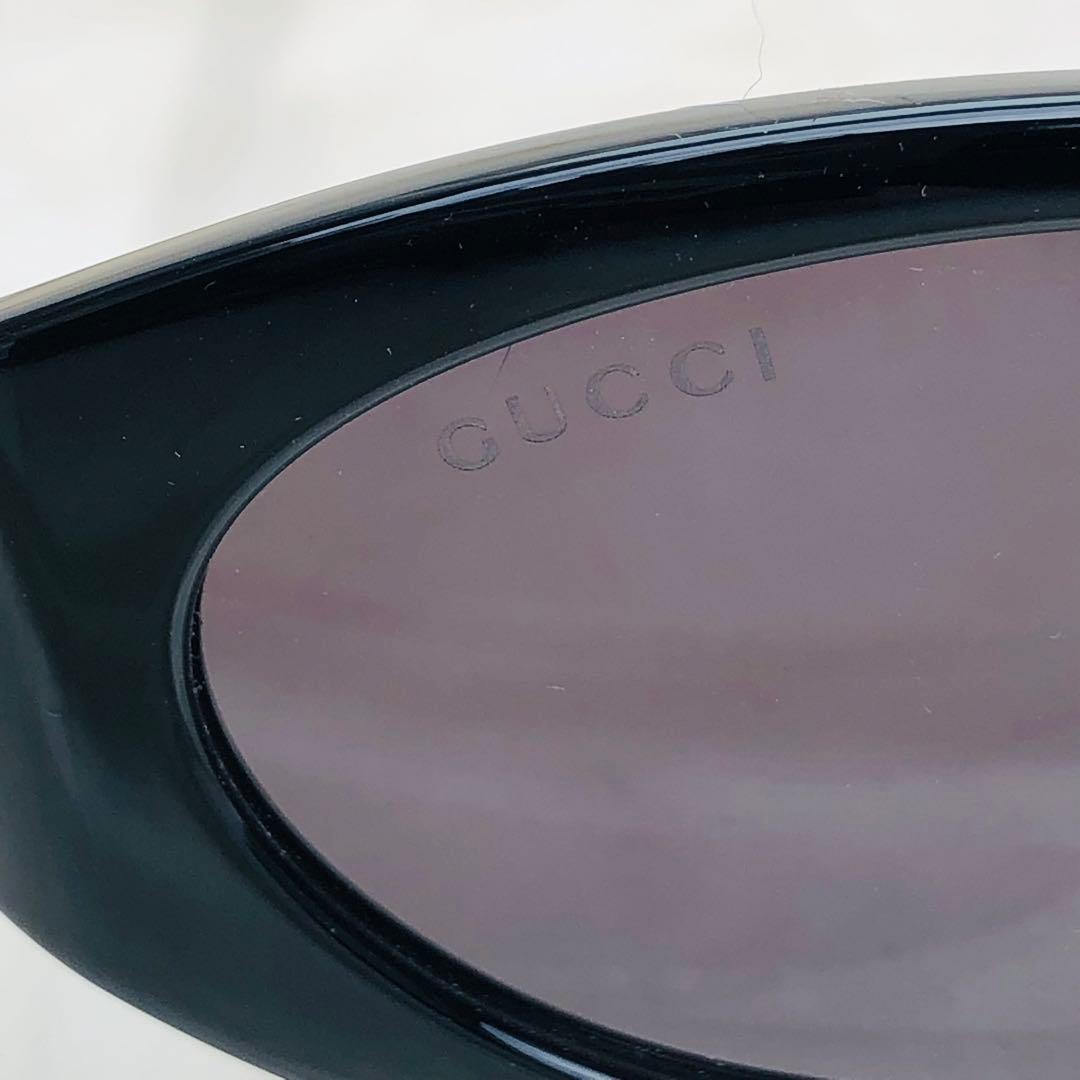 GUCCI ブラック オーバルサングラス GG柄 ゴールド 男女兼用　早い者勝ち