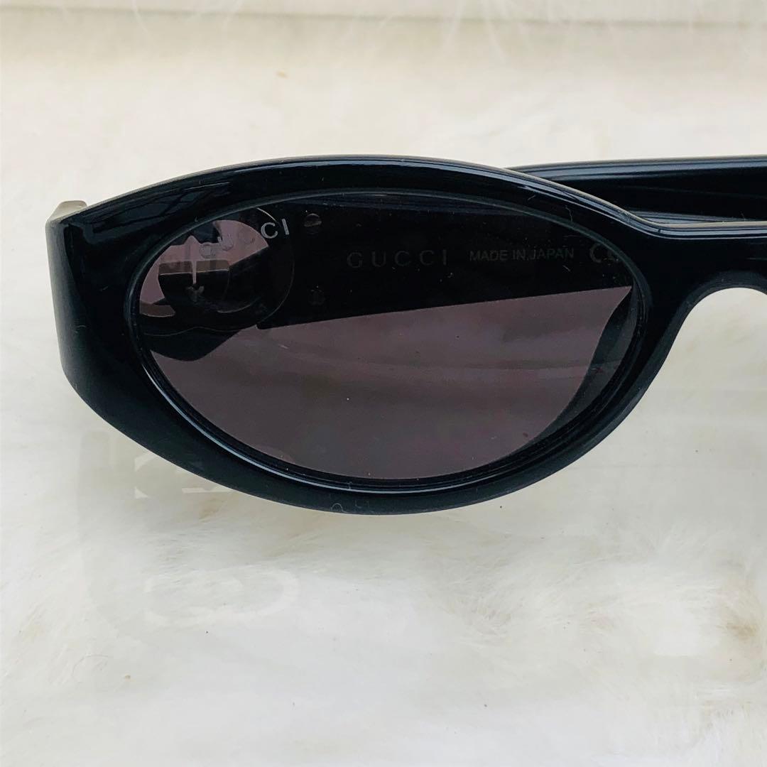GUCCI ブラック オーバルサングラス GG柄 ゴールド 男女兼用　早い者勝ち