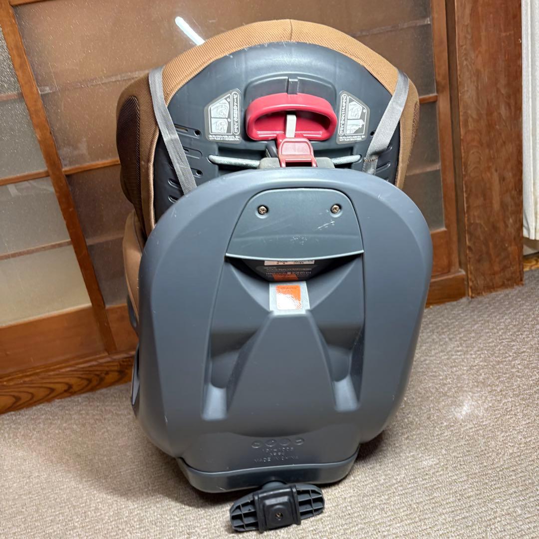 Aprica 型式フラディア93056 回転式ベビーシート ブラウン