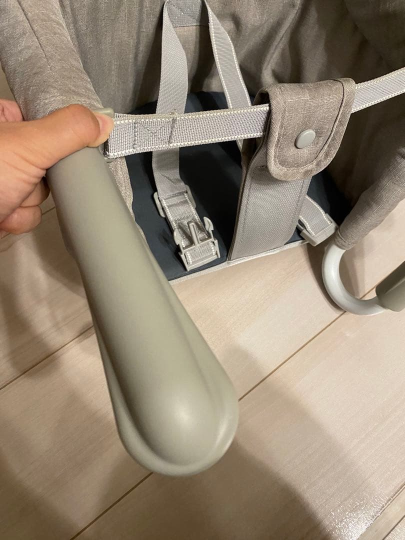 ベビーチェア イングリッシーナ テーブルトレーつき 箱、説明書あり カプチーノ