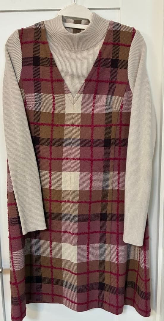 チェック柄長袖ワンピース　38