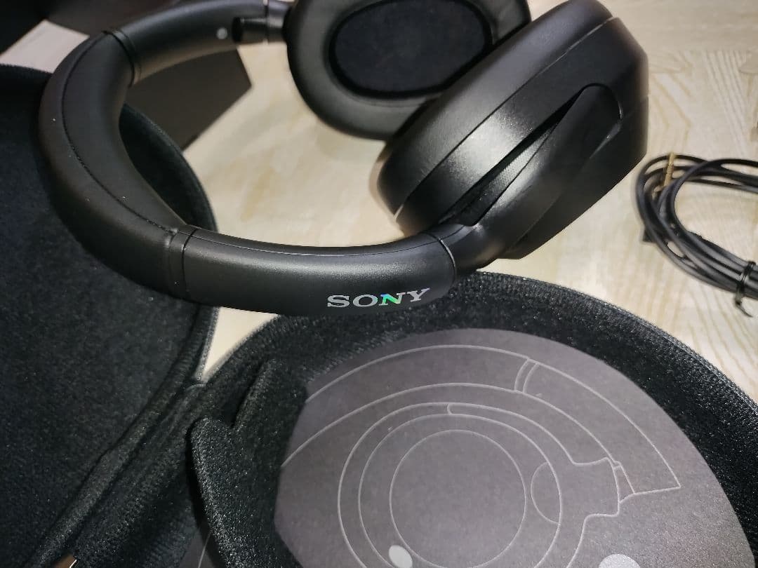 SONY ULT WEAR ワイヤレスヘッドホン WH-ULT900N