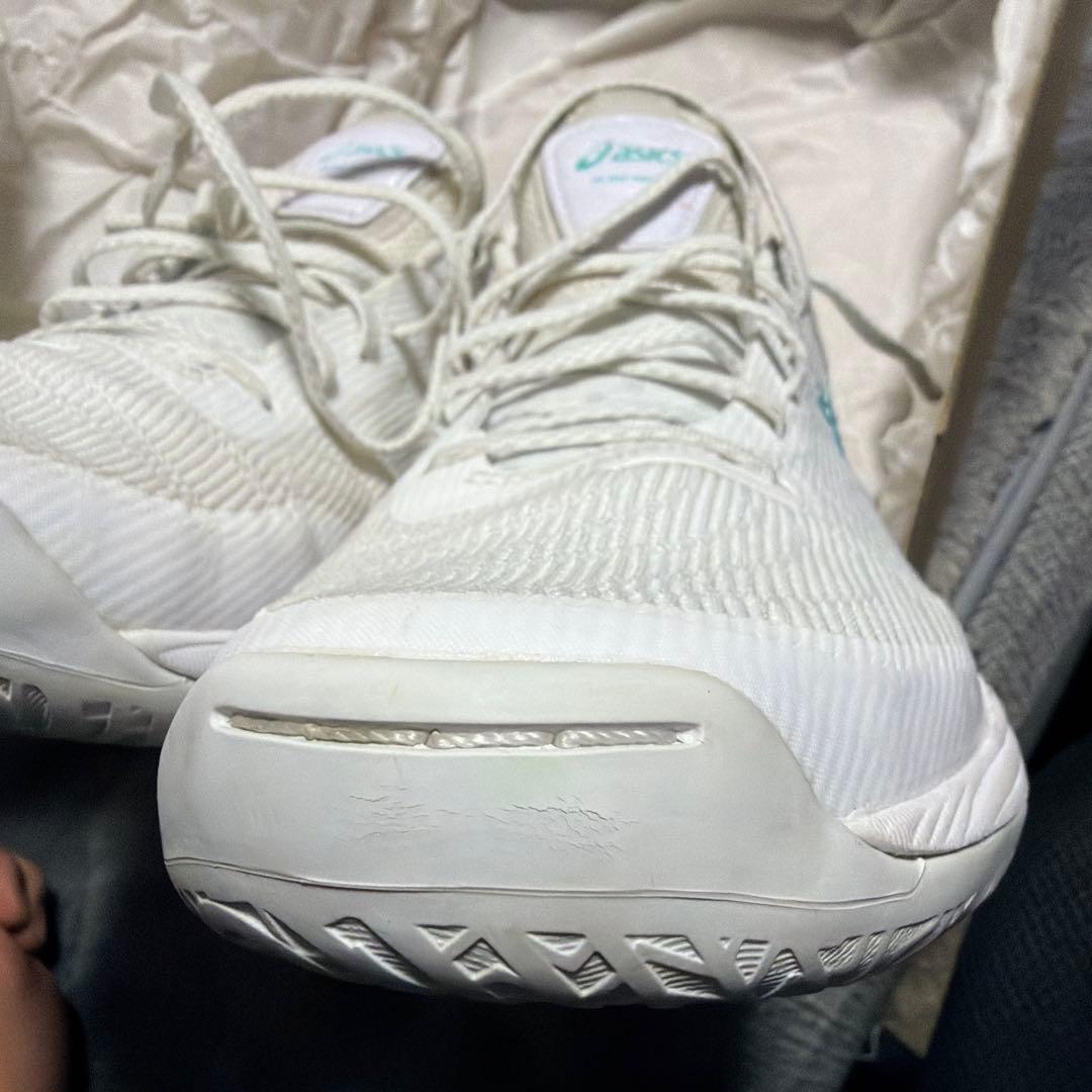 【希少価値】アシックスバスケットシューズ GLIDENOVA FF 2