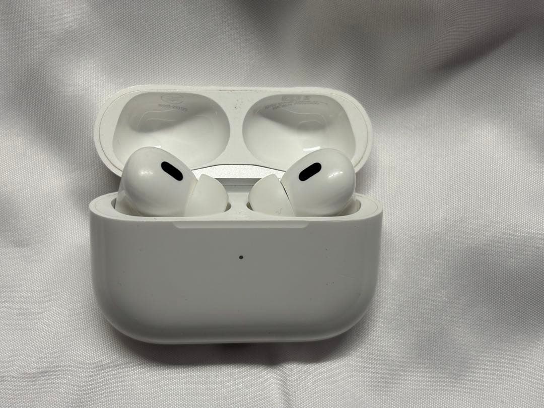 イヤホン AirPods Pro 2 lightning Case Ver