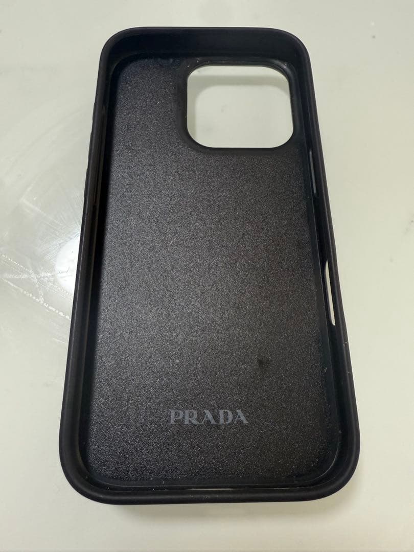PRADA サフィアーノレザー　iPhone16proケース　箱付き