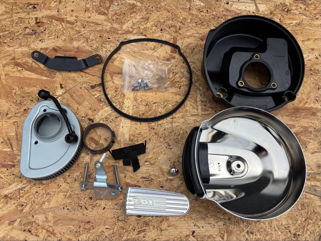 ハーレーダビッドソン　FLHX ストリートグライド　純正エアクリーナー美品