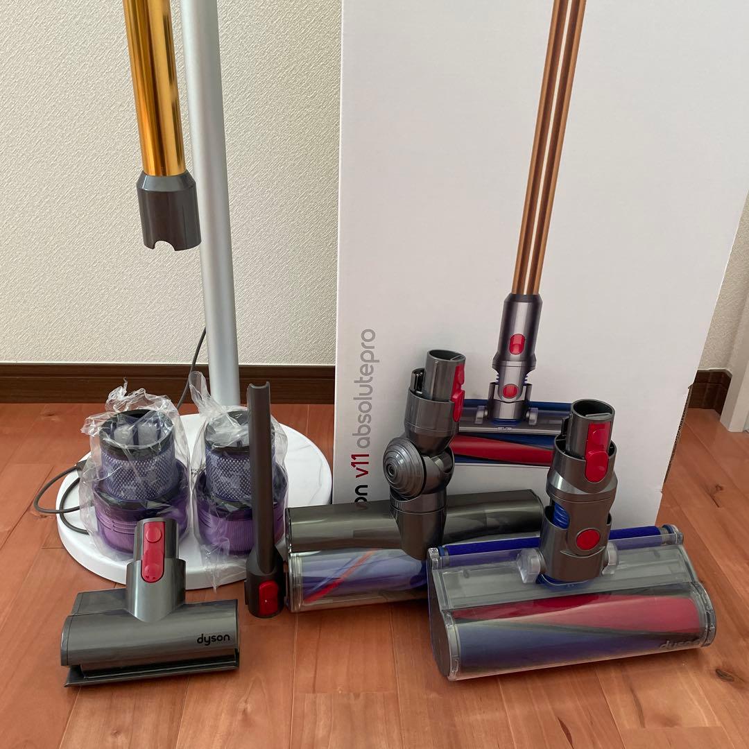 Dyson V11 コードレス掃除機（メーカーメンテナンス済み）