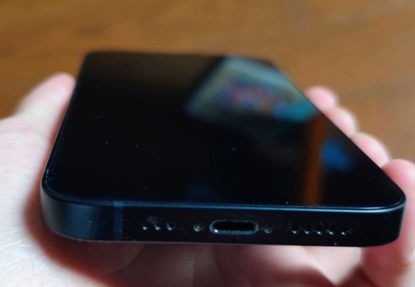 iPhone14本体 128GB ミッドナイト 箱付き