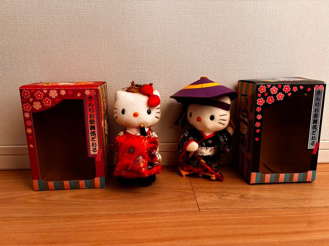 ハローキティ さんりお歌舞伎どおるDX ぬいぐるみ 2体セット　非売品
